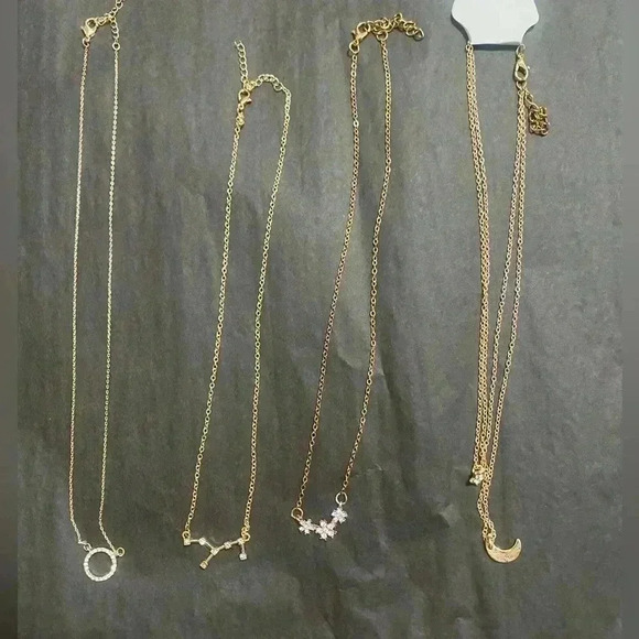 Crystal & Rhinestone Necklace Bundle - Picture 1 of 5